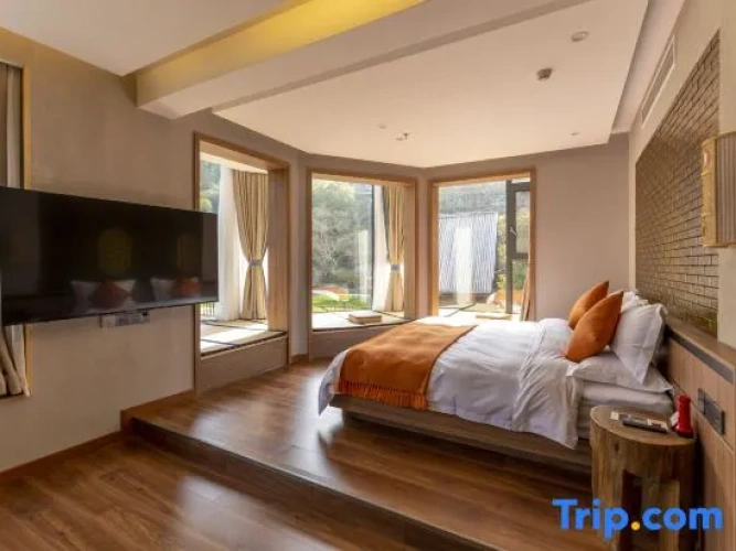 Deluxe Double Apartment with lake view