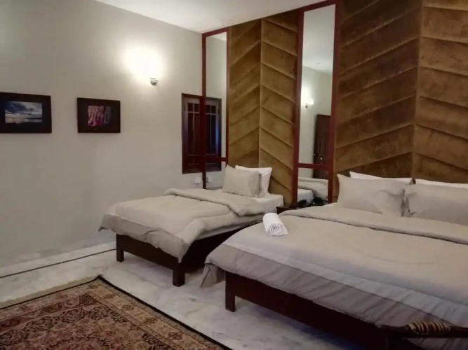 Standard Triple room