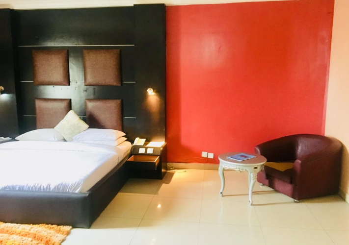 Duoban Hotel & Suite