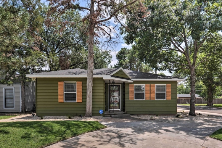 3 Bedrooms Cottage