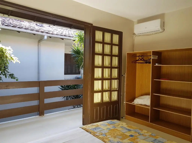 RESIDENCIAL COM CASAS DE 2 DORM - Praia Garopaba