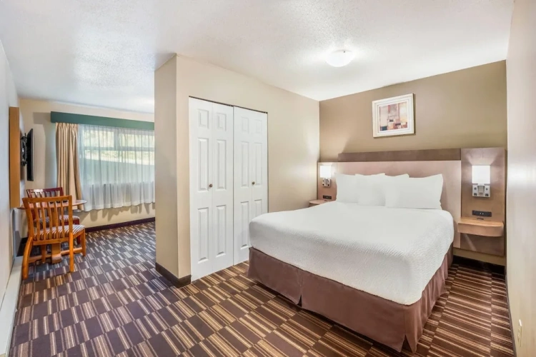 Standard Sextuple room