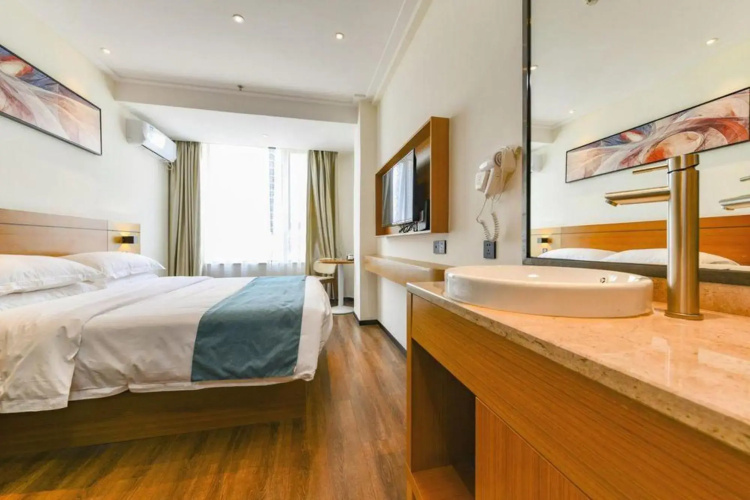 Aichen Times Hotel