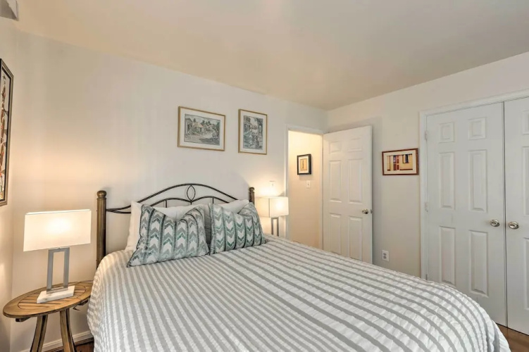 Luxe Chesapeake Bay Getaway < 20 Mi to Annapolis!