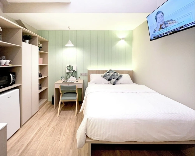Premier Double Studio