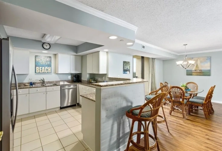 3 Bedrooms Standard room with balcony