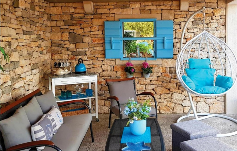 Holiday house Ita - with pool and view: Postira, Island Brac