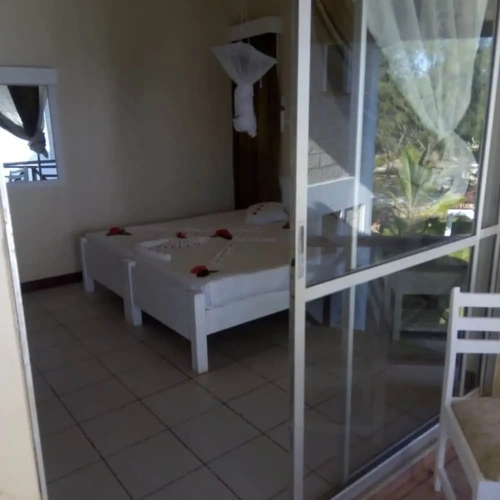 Standard room with balcony and with ocean view