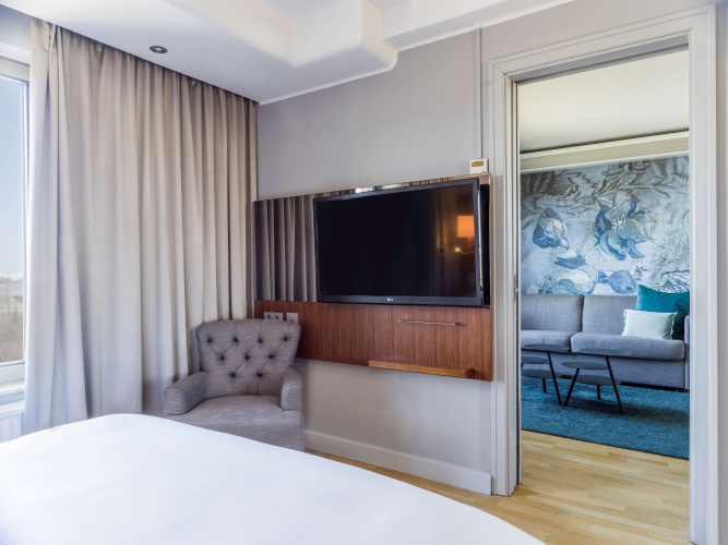 1 Bedroom Suite