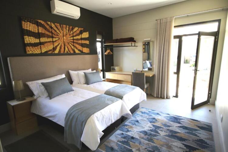 The Elegant Guesthouse Over view