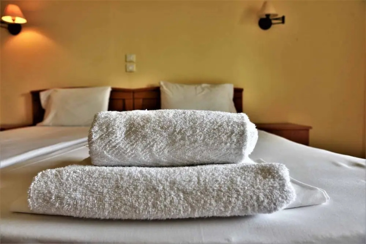 Elpida Hotel