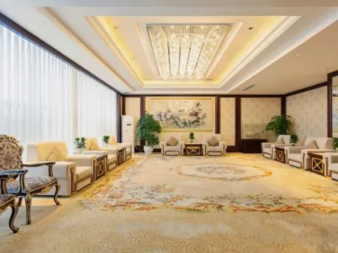 Longxi International Hotel