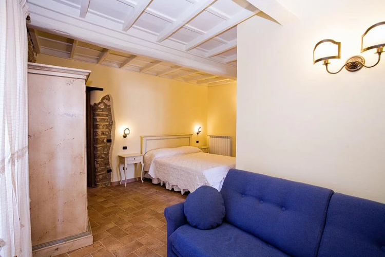 Relails Il Monaco