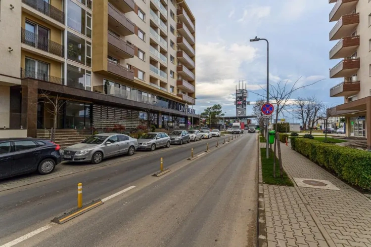 1 Bedroom Apartment