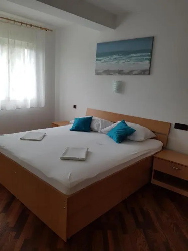 APARTMAN PALIT 4988b