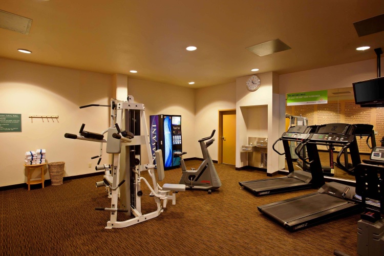 La Quinta Inn & Suites by Wyndham Irvine Spectrum photo 16