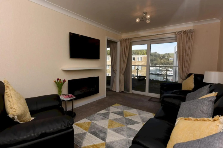 Dartside 8 in Dartmouth