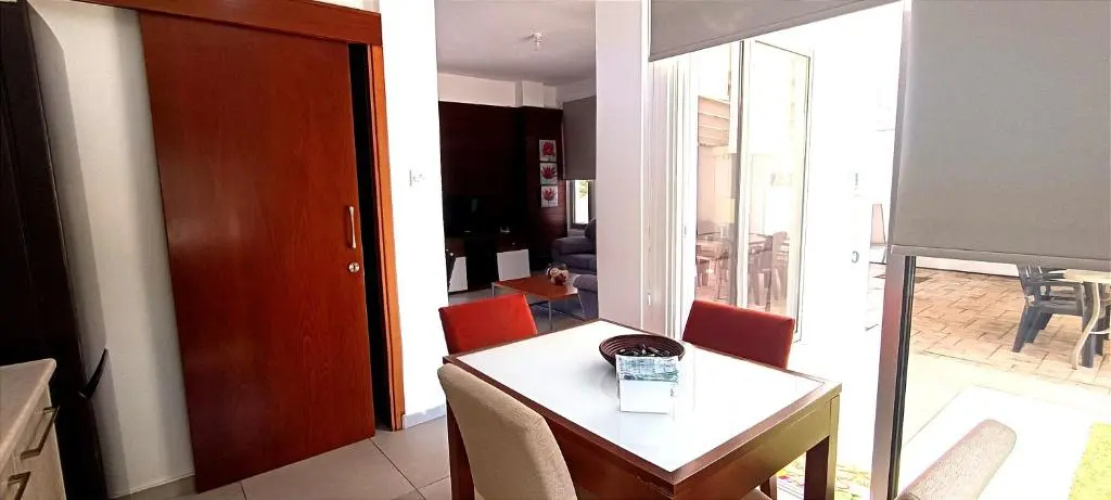 Colonial Villa 32
