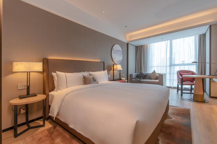 Echarm Hotel (Nanning Huqiu Metro Station)