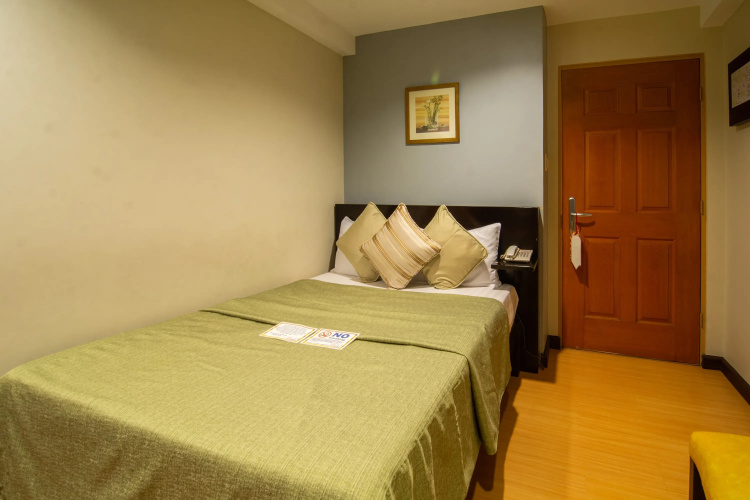 Festive Hotel Makati