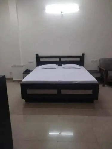 Bhagwan Guest House