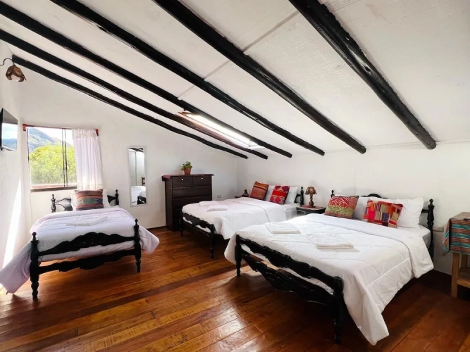 1 Bedroom Comfort Quadruple room with mountain view