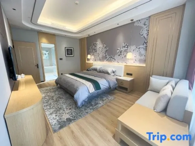Deluxe Double Suite