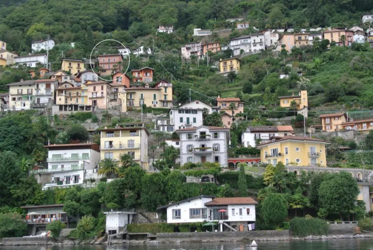 Casa Lago Azzurro