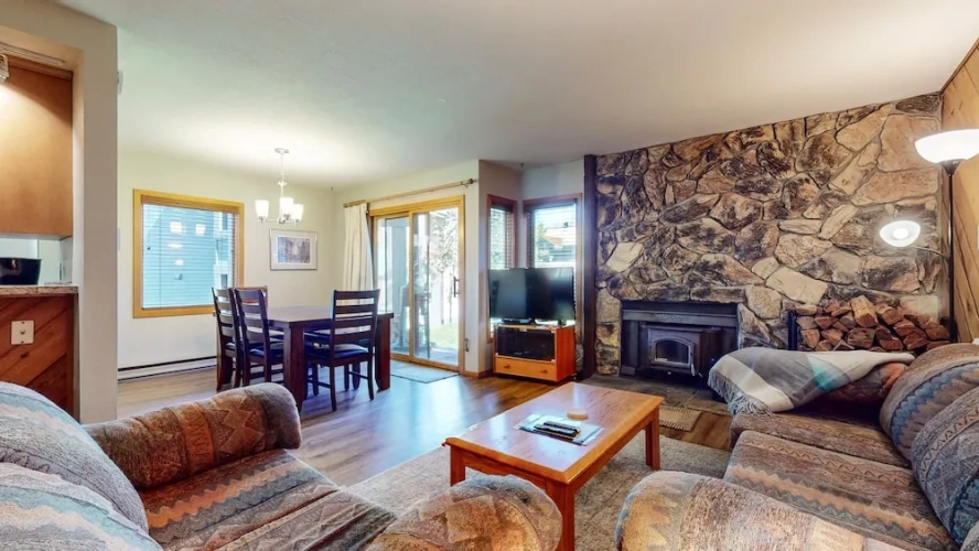 Standard Double room with mountain view