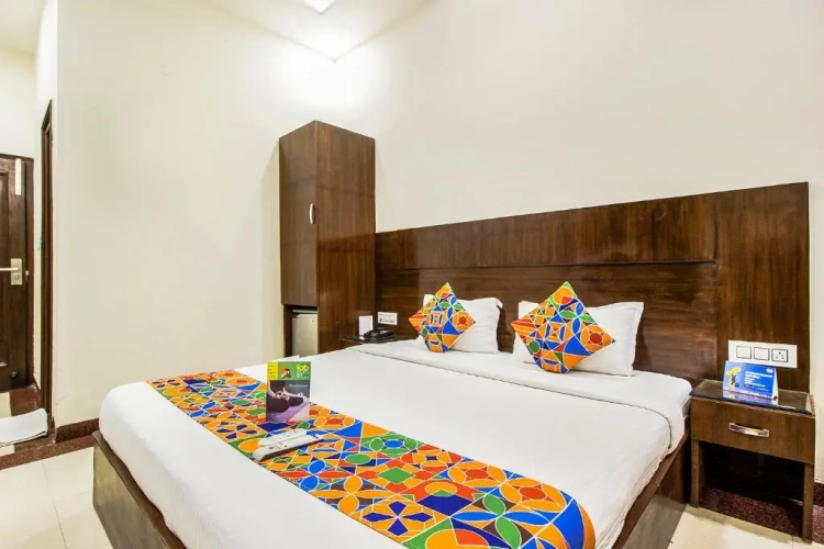 Deluxe Single room