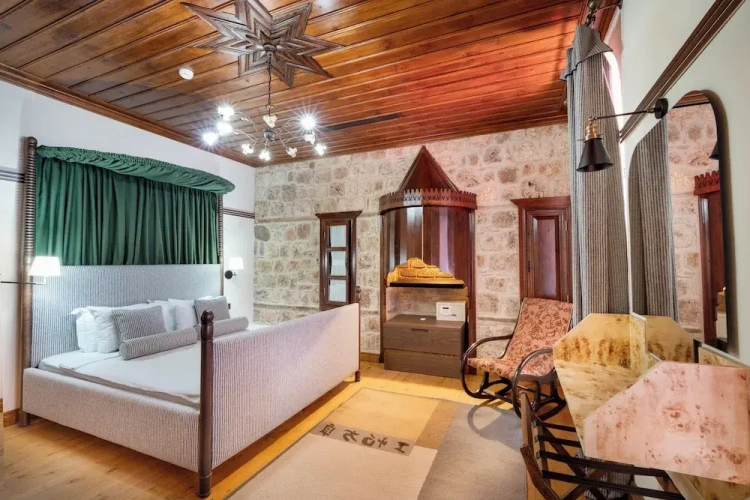 Luxury Double room with city view