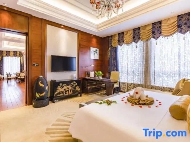Ambassador Suite