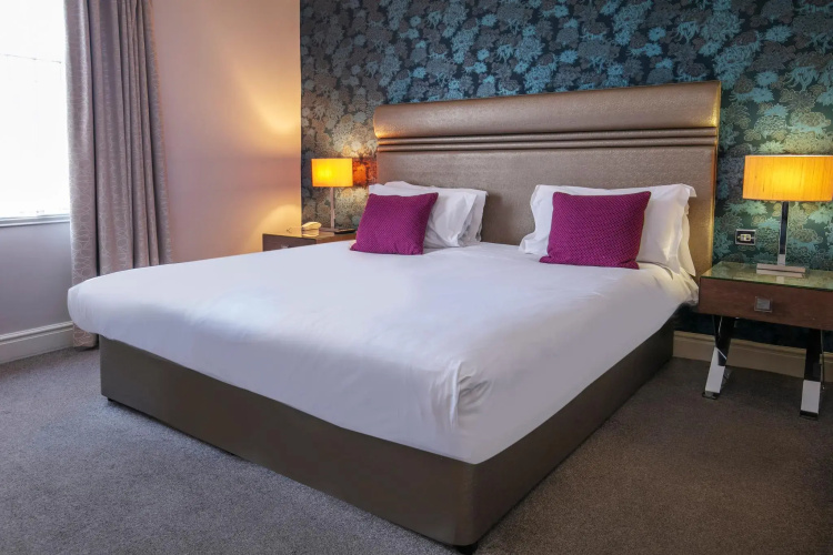 Crabwall Manor Hotel & Spa