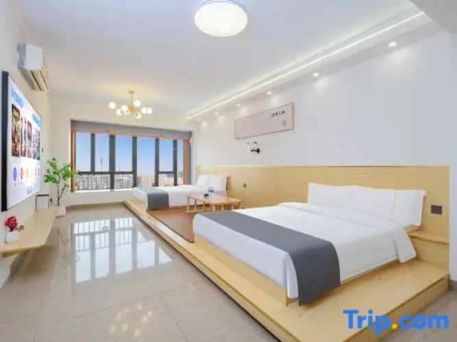 Standard Twin room with balcony