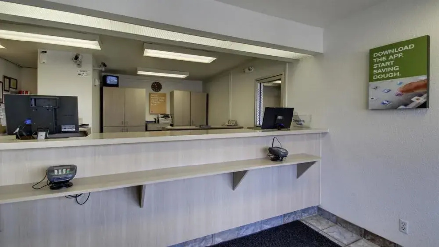 Motel 6 Hays