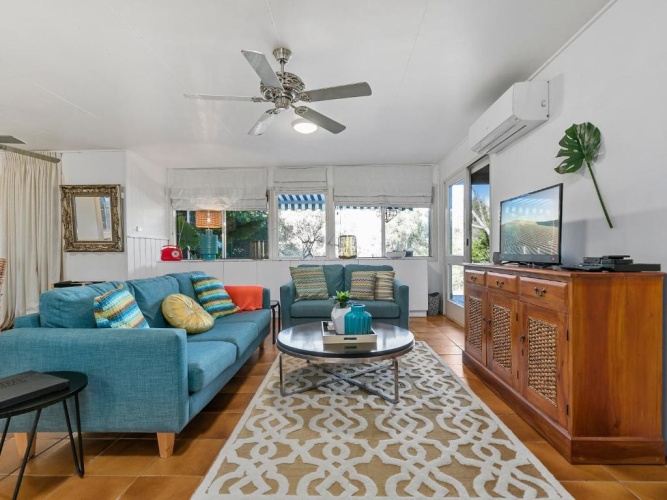 2 Bedrooms Cottage