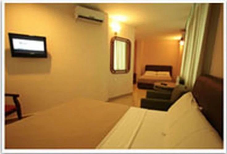 Standard Twin Family room