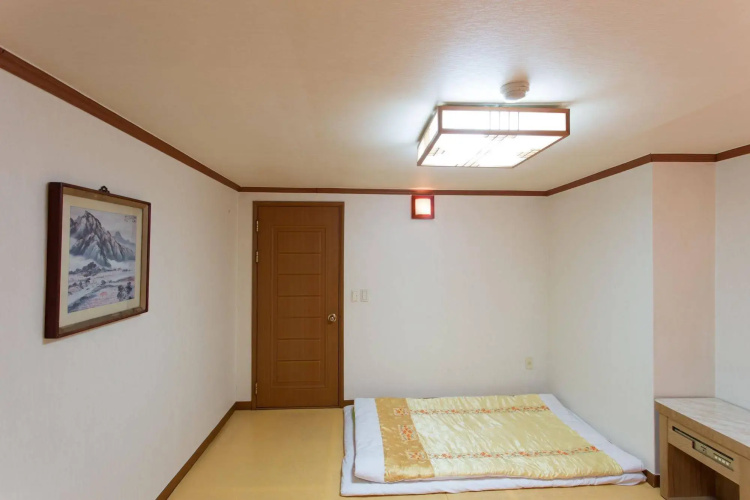 Kaya Latree Hotel