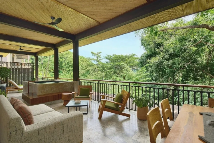 2 Bedrooms Penthouse Villa