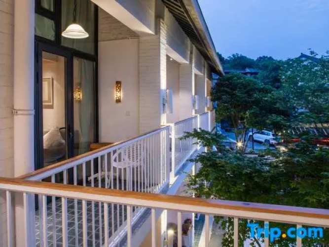 Xiangge Hotel