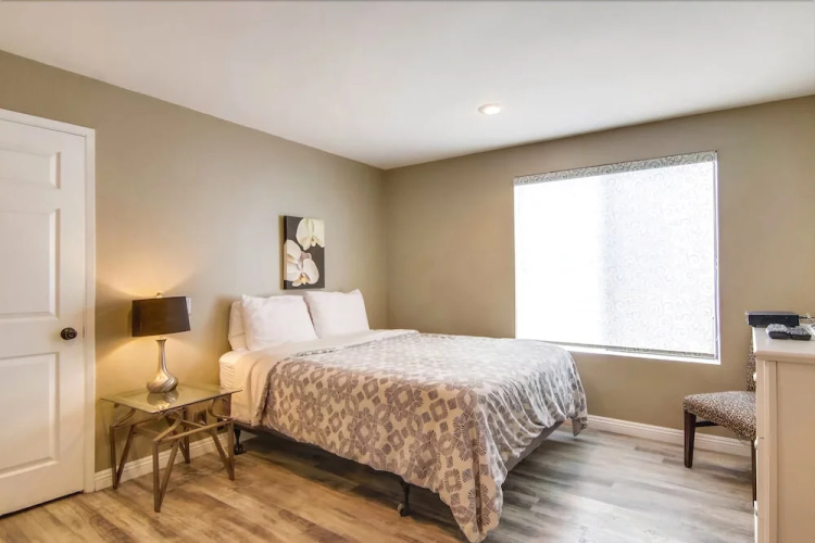 Beach Style 3 - 6 Br Home