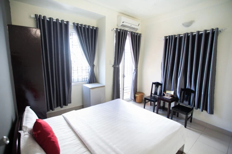 Hoang Trieu Hotel