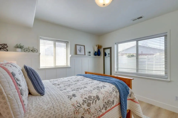 Orem Vacation Rental w/ Shared Yard & Hot Tub