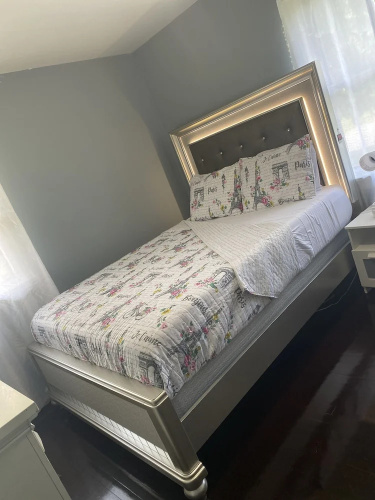 Akeem's Guest House