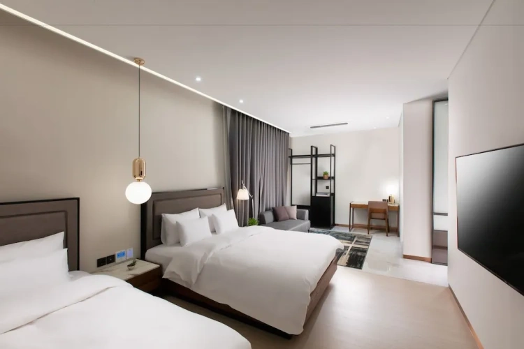 Premium Twin room