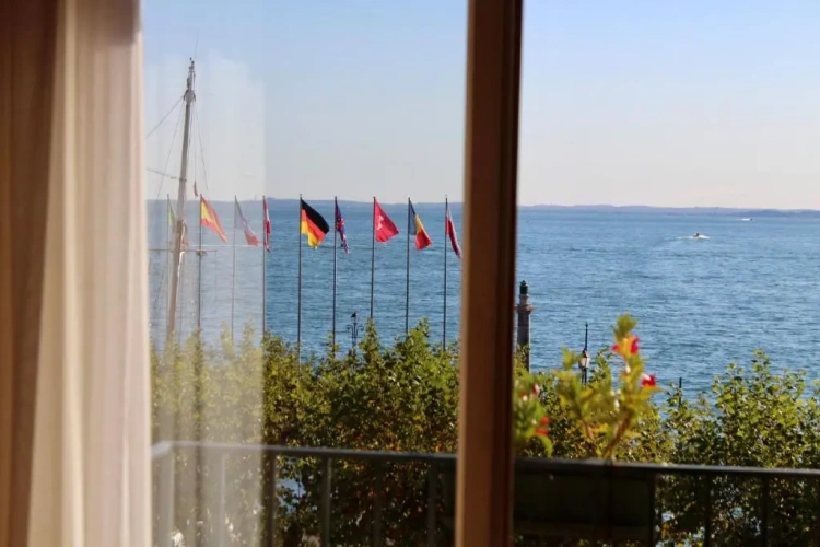 Standard Double room with balcony and with view