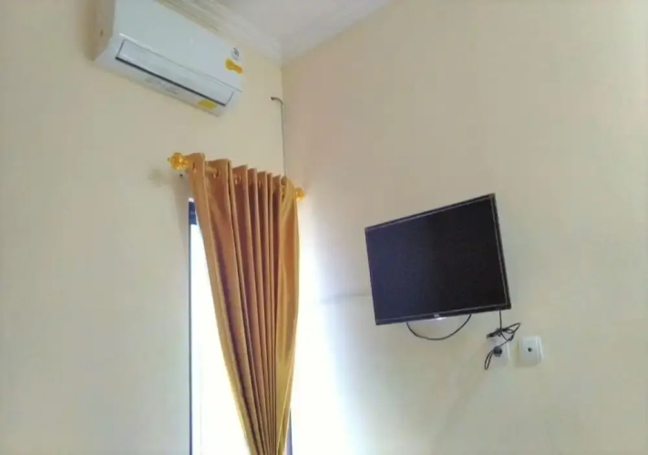 Comfy Tower House