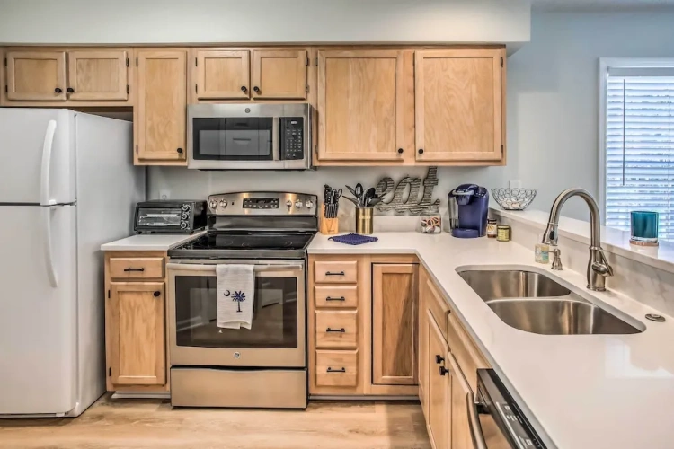 2 Bedrooms Apartment