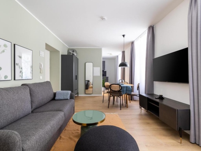 1 Bedroom Suite