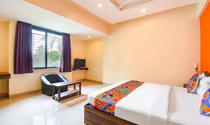 Fabhotel Envirosafe Stays